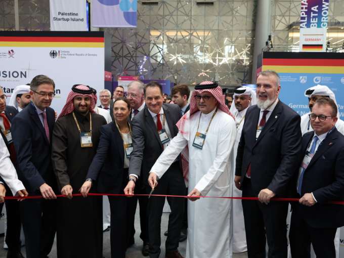 German Startup Pavilion beim Web Summit Qatar 2027